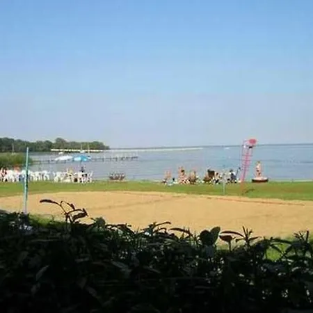 Paulchen Im Mueritz Seepark Semesterbostad Röbel