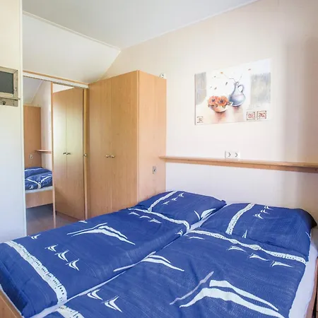 Paulchen Im Mueritz Seepark Semesterbostad Röbel