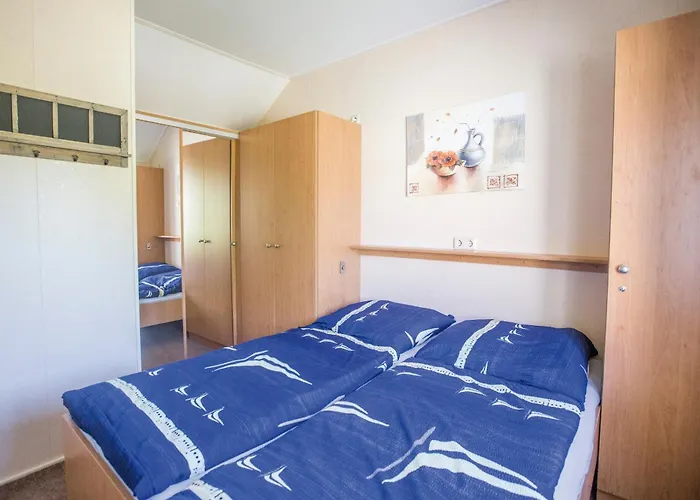 Paulchen Im Mueritz Seepark Hébergement de vacances Röbel